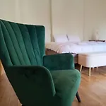 Spacieuse Maison Avec Piscine Et Parc De 6000 M2 * Bieujac