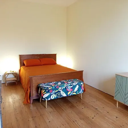 Spacieuse Maison Avec Piscine Et Parc De 6000 M2 Feriehus