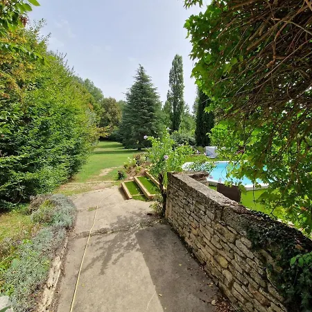 Spacieuse Maison Avec Piscine Et Parc De 6000 M2 Bieujac
