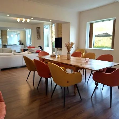 Feriehus Spacieuse Maison Avec Piscine Et Parc De 6000 M2 Bieujac