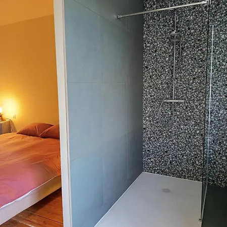 Spacieuse Maison Avec Piscine Et Parc De 6000 M2 *