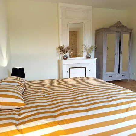 Spacieuse Maison Avec Piscine Et Parc De 6000 M2 * Bieujac