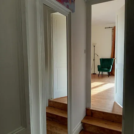 Spacieuse Maison Avec Piscine Et Parc De 6000 M2 Feriehus