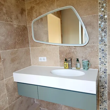 Spacieuse Maison Avec Piscine Et Parc De 6000 M2 *