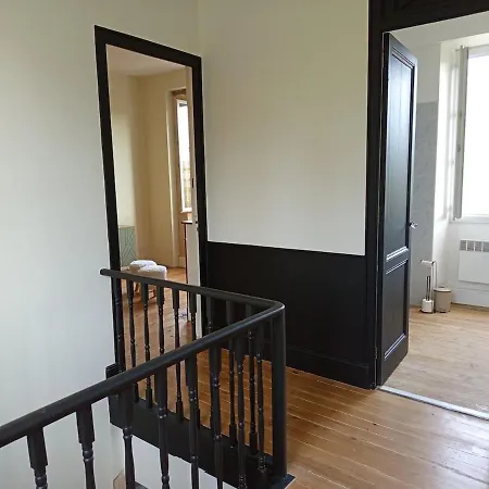 Spacieuse Maison Avec Piscine Et Parc De 6000 M2 Feriehus *