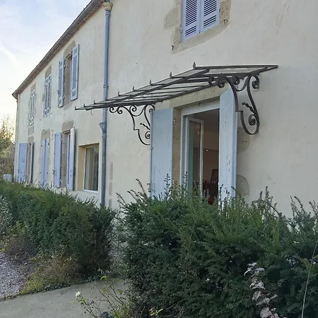 Spacieuse Maison Avec Piscine Et Parc De 6000 M2 Feriehus
