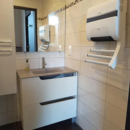 Spacieuse Maison Avec Piscine Et Parc De 6000 M2 Feriehus *