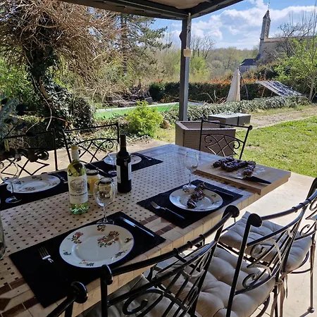 Spacieuse Maison Avec Piscine Et Parc De 6000 M2 Ferienhaus *