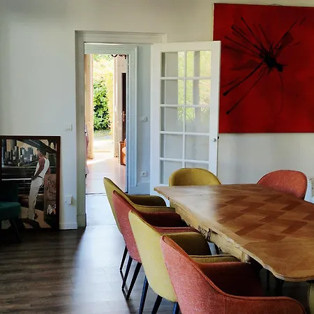 Spacieuse Maison Avec Piscine Et Parc De 6000 M2 Ferienhaus *