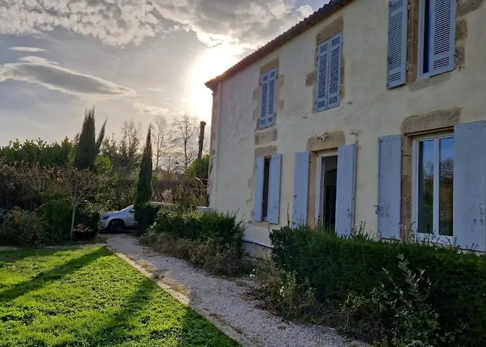 Ferienhaus Spacieuse Maison Avec Piscine Et Parc De 6000 M2