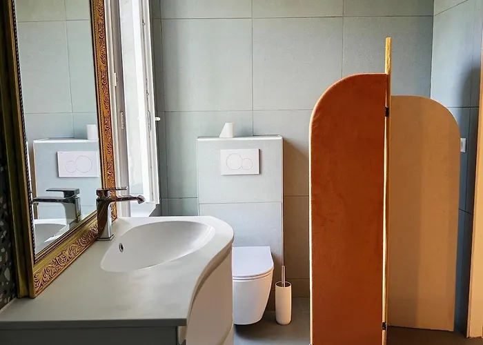 Spacieuse Maison Avec Piscine Et Parc De 6000 M2 Bieujac