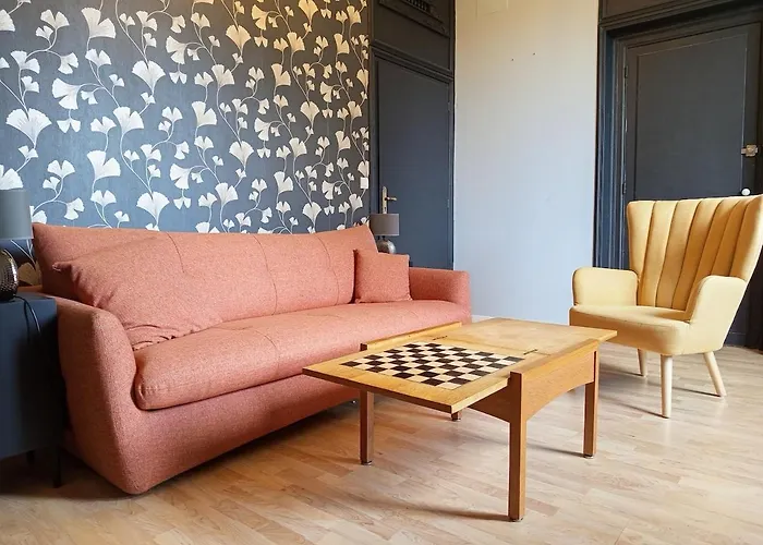 Spacieuse Maison Avec Piscine Et Parc De 6000 M2 * Bieujac