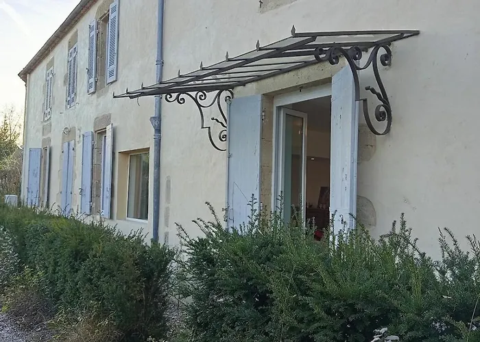 Spacieuse Maison Avec Piscine Et Parc De 6000 M2 Ferienhaus