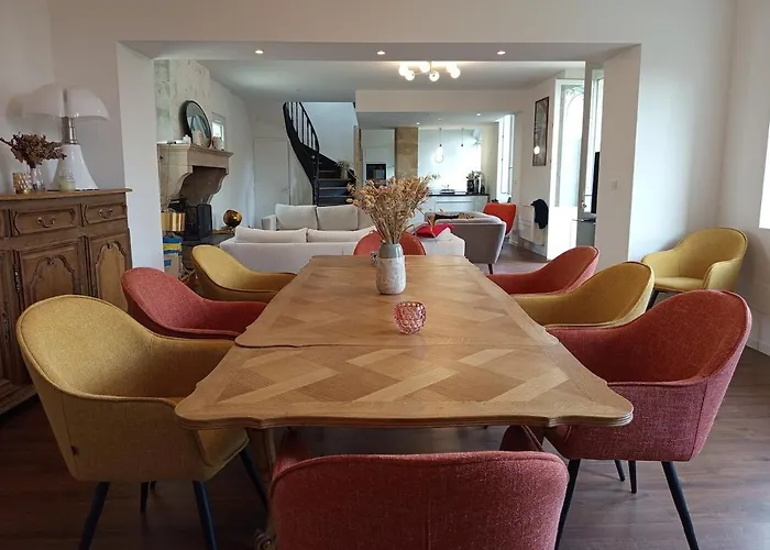 Spacieuse Maison Avec Piscine Et Parc De 6000 M2 Ferienhaus Bieujac